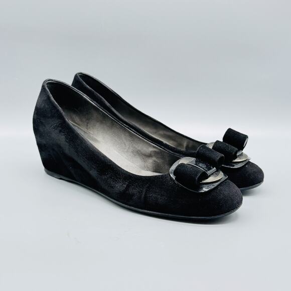 Stuart Weitzman Shoes Womens 8.5 Black Suede Wedge Bow Slip On Made Spain - Picture 1 of 10